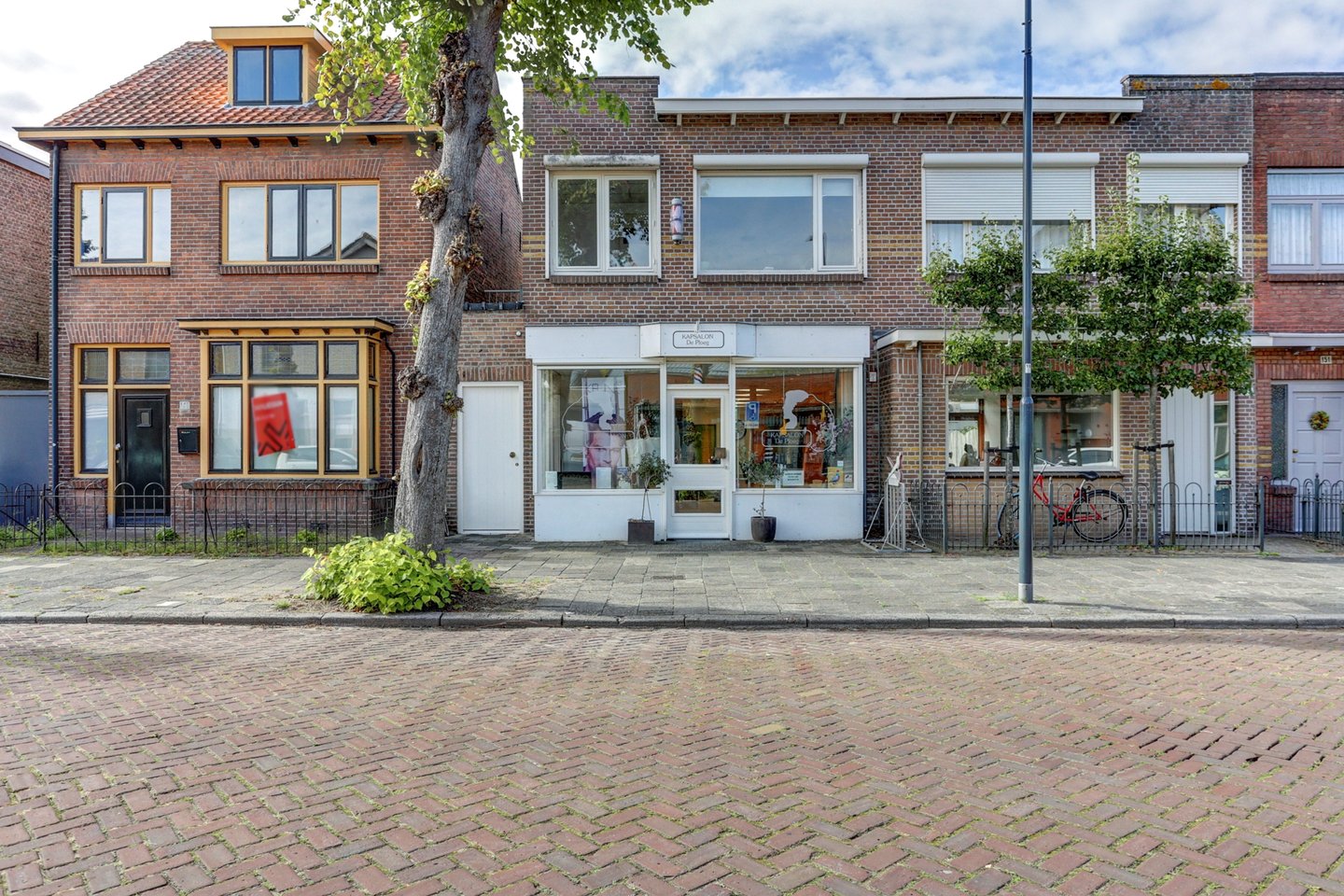 Bekijk foto 1 van Ploegstraat 147