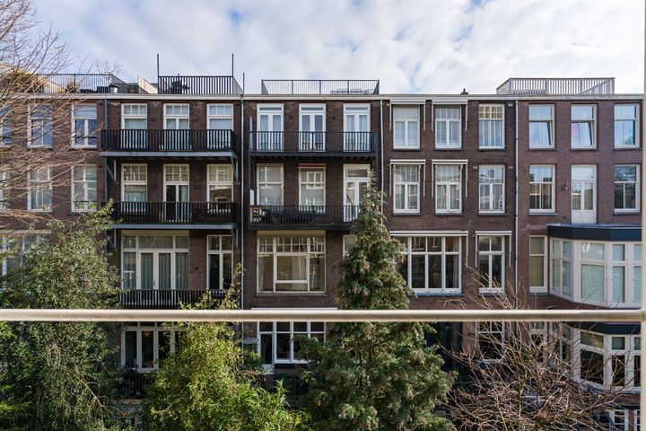 Bekijk foto 15 van Okeghemstraat 19-II