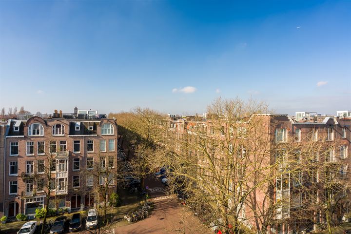 Bekijk foto 38 van Okeghemstraat 19-II