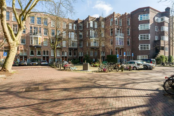 Bekijk foto 40 van Okeghemstraat 19-II