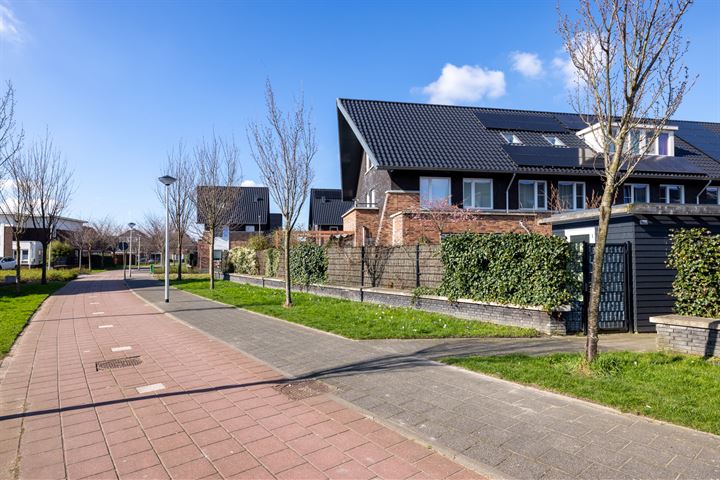 Bekijk foto 37 van Duindigtstraat 35