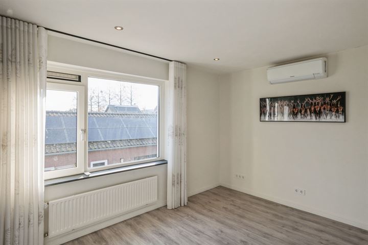 Bekijk foto 19 van Wendelnessestraat 2