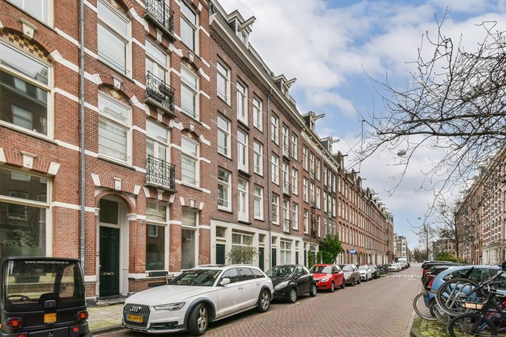 Bekijk foto 1 van Balthasar Floriszstraat 37-2