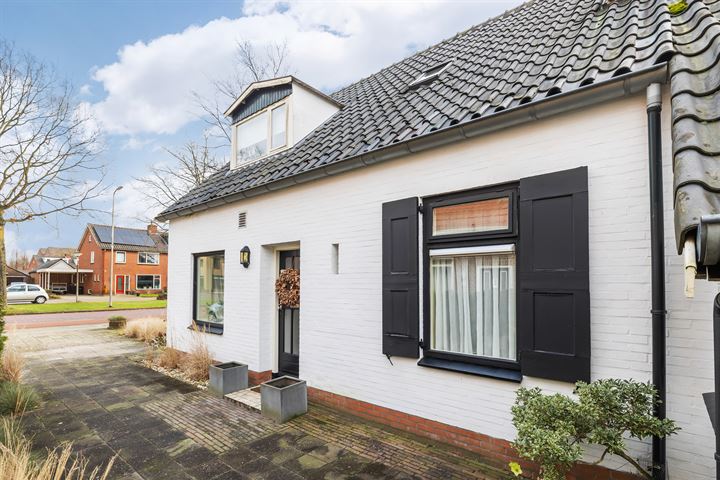 Bekijk foto 36 van Zwolsestraat 39