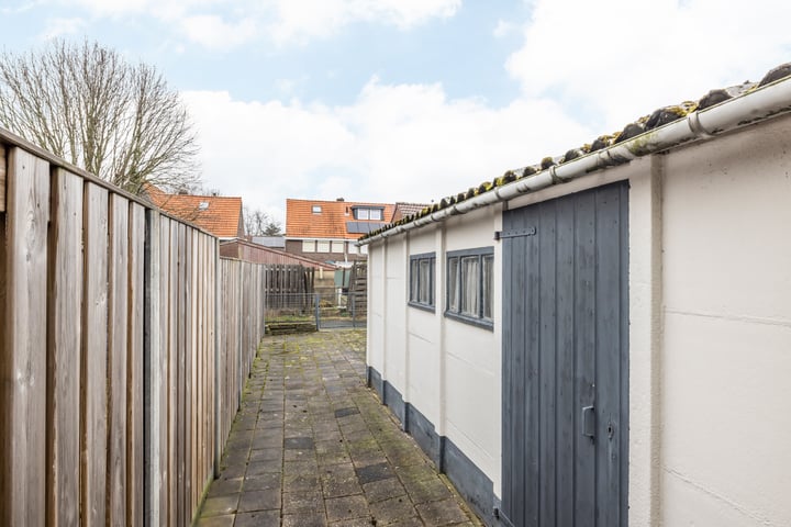 View photo 26 of Akerstraat 47