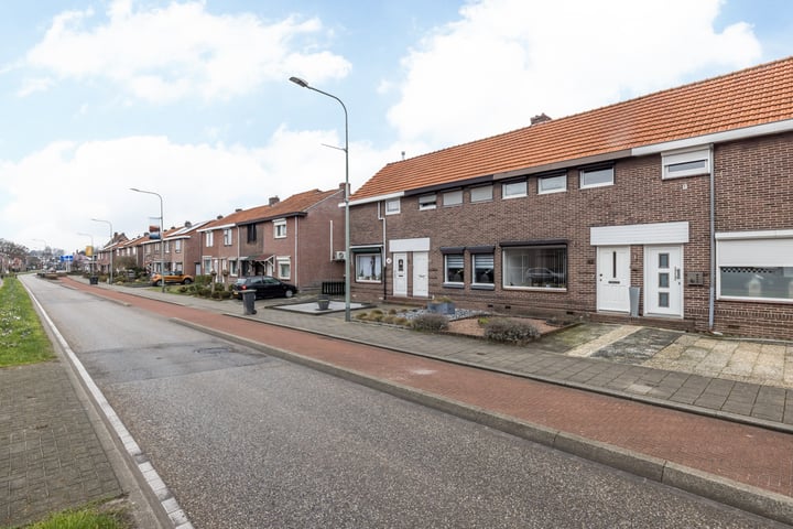 View photo 30 of Akerstraat 47