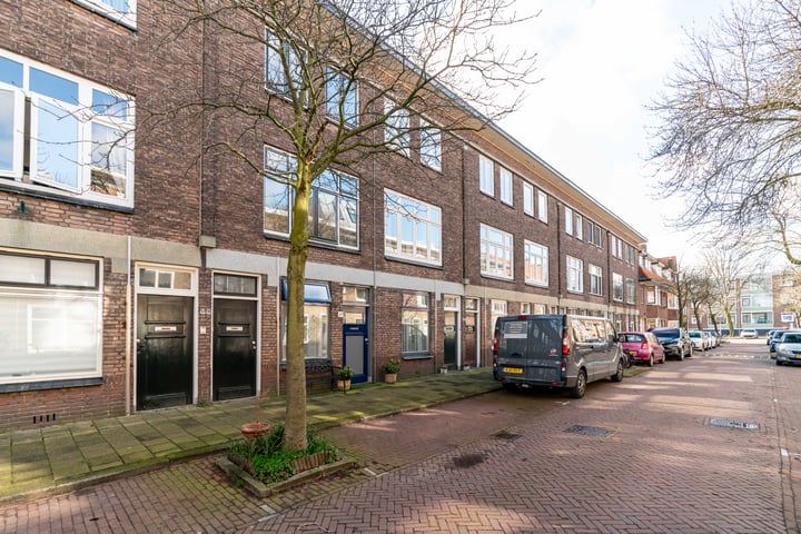 Bekijk foto 40 van Isaäk Hoornbeekstraat 39