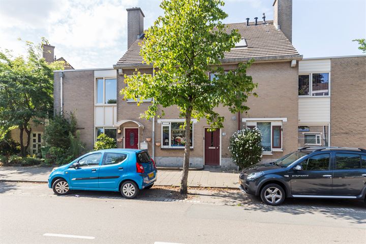 View photo 34 of Dr. J. Presserstraat 16