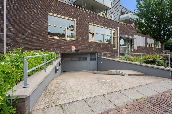 Bekijk foto 53 van Marijkestraat 10