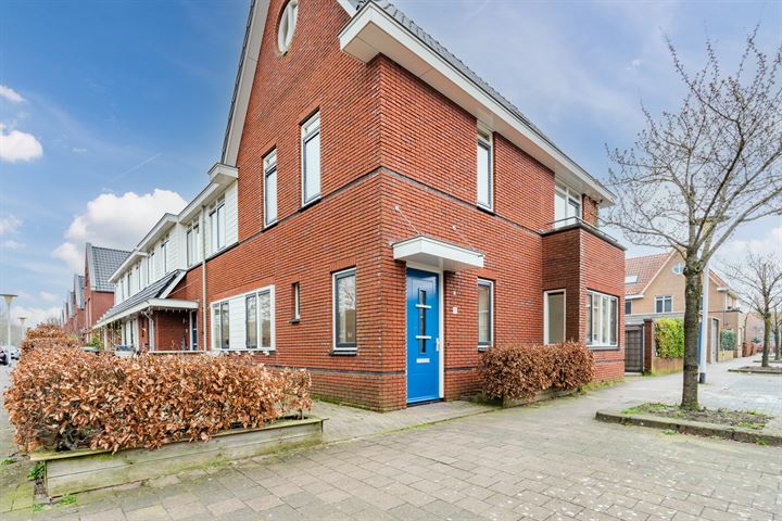 Bekijk foto 4 van Wagenschuurstraat 1