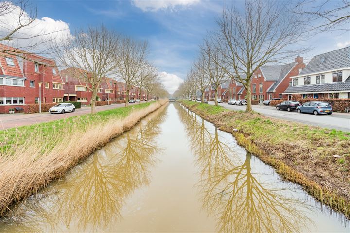 Bekijk foto 45 van Wagenschuurstraat 1