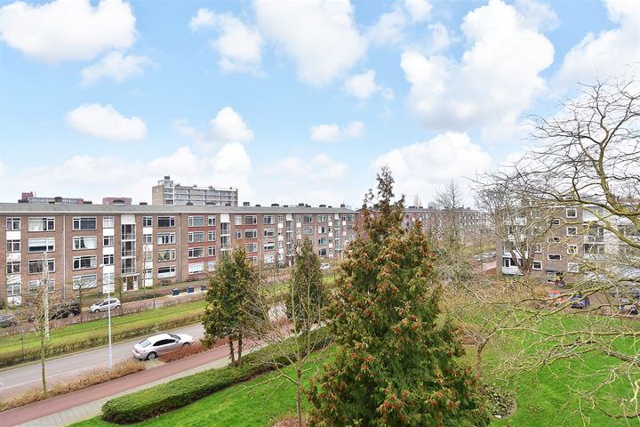 Bekijk foto 16 van van Leeuwenstraat 122