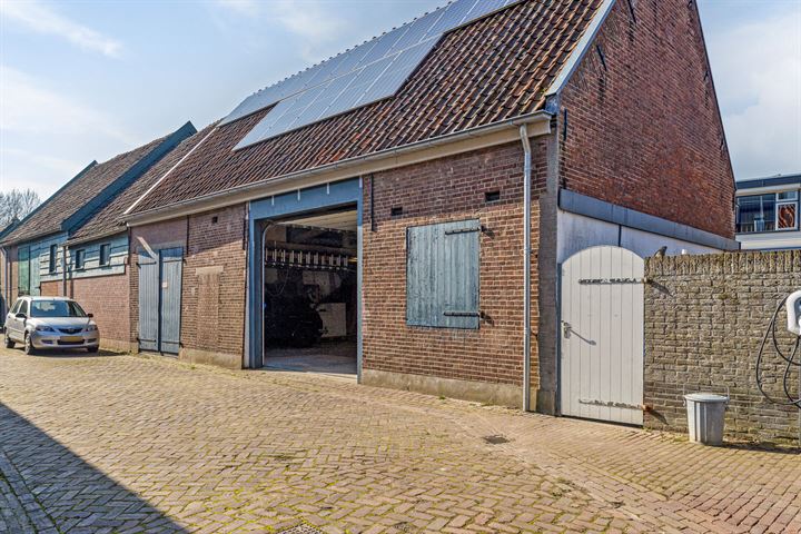 Bekijk foto 3 van Voorstraat 11