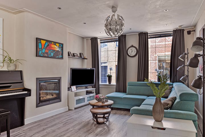 Foto 8 van Voorstraat 11