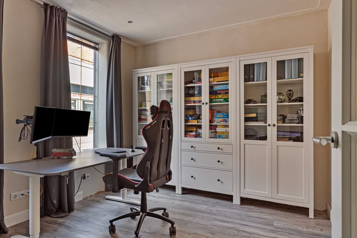 Foto 16 van Voorstraat 11