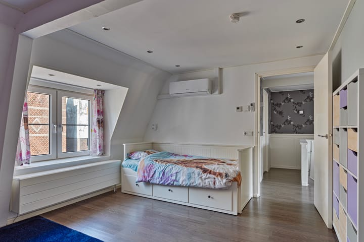 Foto 25 van Voorstraat 11