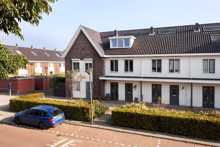 View photo 1 of Colijnstraat 8