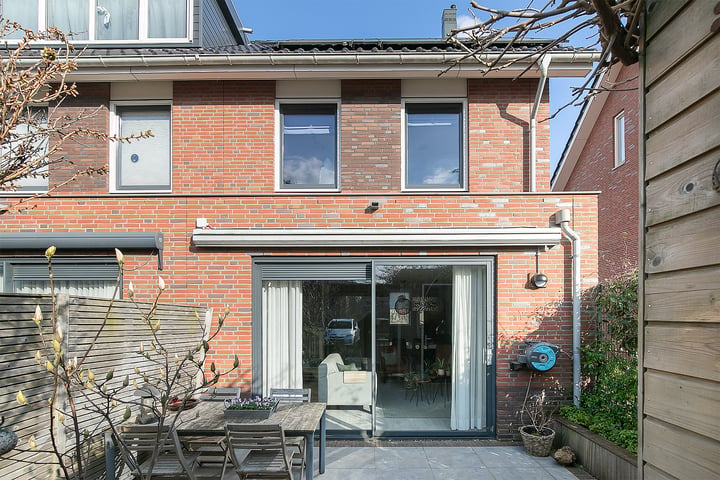 Bekijk foto 35 van Jan Wolkersstraat 13