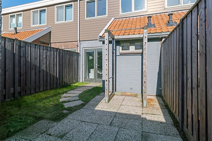 Bekijk foto 29 van Van Deursenstraat 15