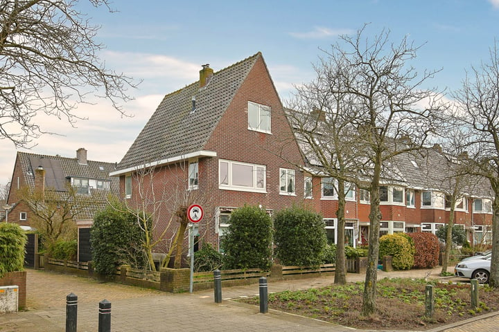 Bekijk foto 1 van Rembrandtstraat 44