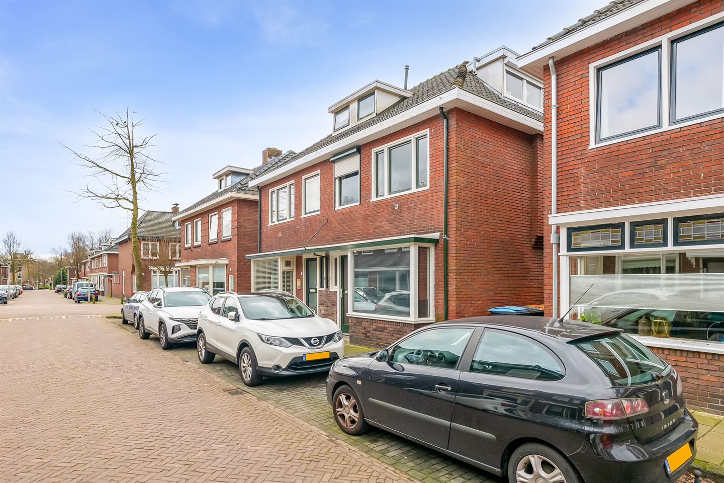 Bekijk foto 3 van Van den Boschstraat 6