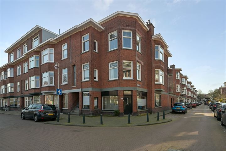 Bekijk foto 2 van Abrikozenstraat 152