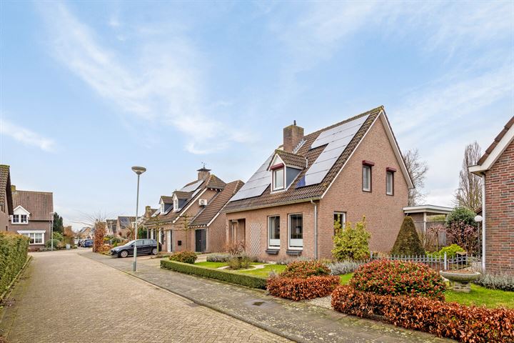 Bekijk foto 45 van Klaverstraat 8