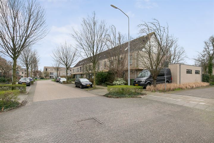 View photo 37 of Oudlaan 11