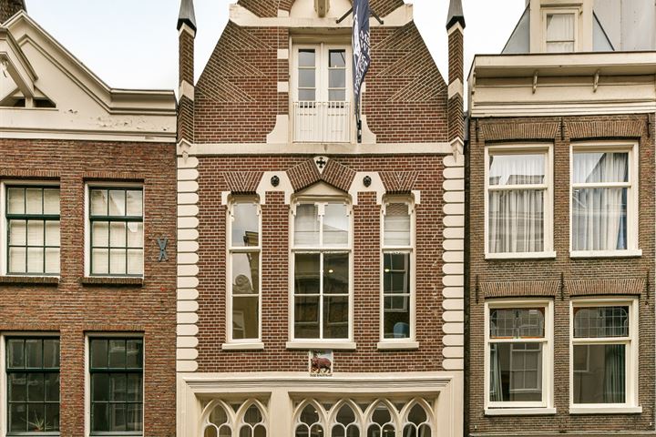 Bekijk foto 2 van Berenstraat 7