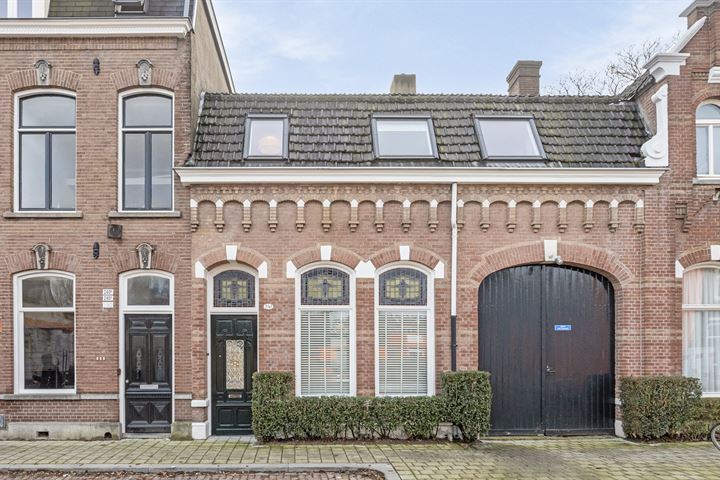 Bekijk foto 1 van Lange Nieuwstraat 242