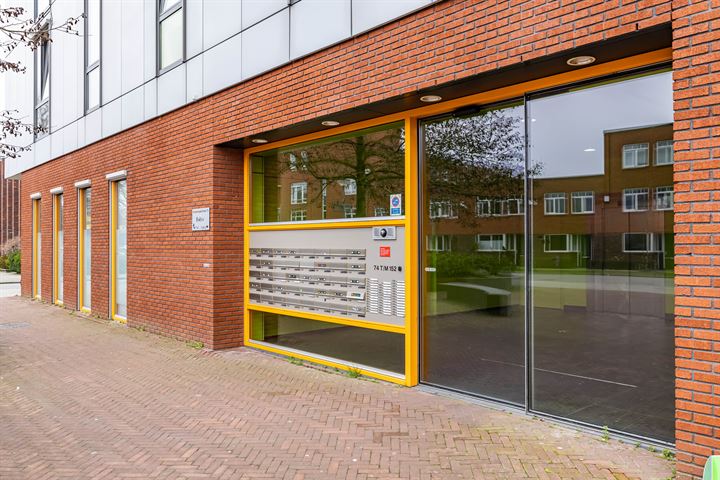 View photo 10 of Kraanvogelstraat 136