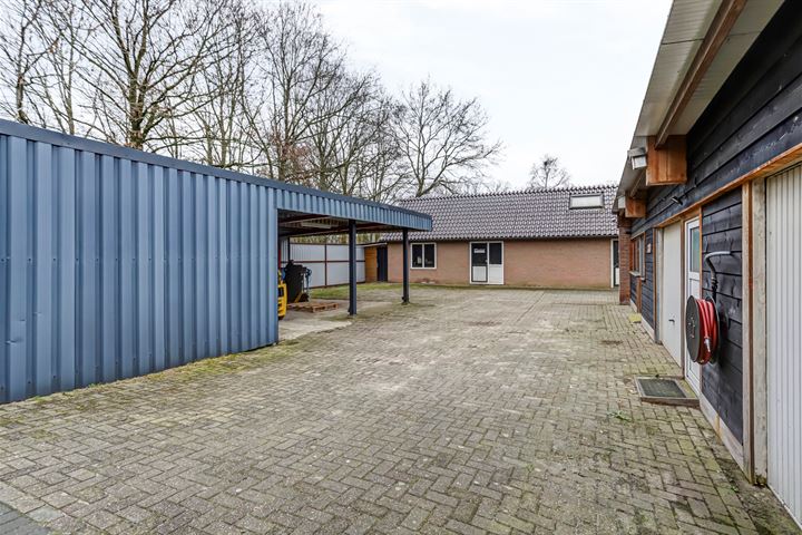 Bekijk foto 37 van Wilgenstraat 49--49A