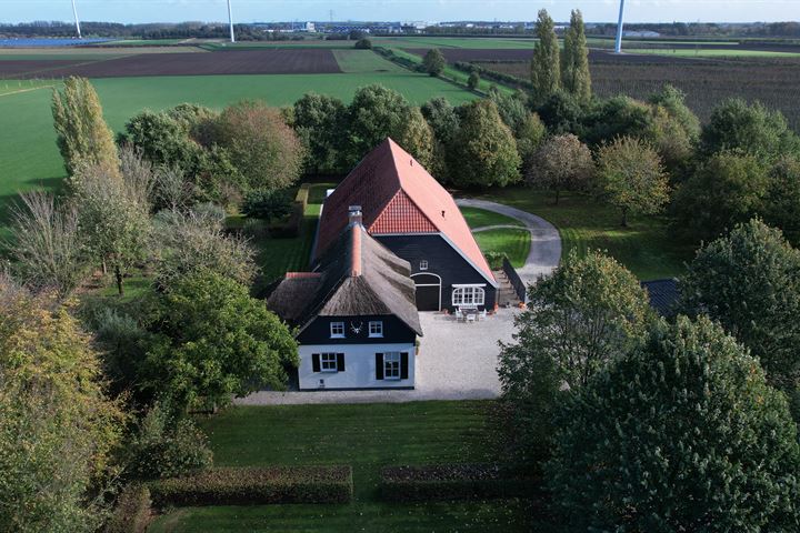 Bekijk foto 1 van Holderbergsestraat 2