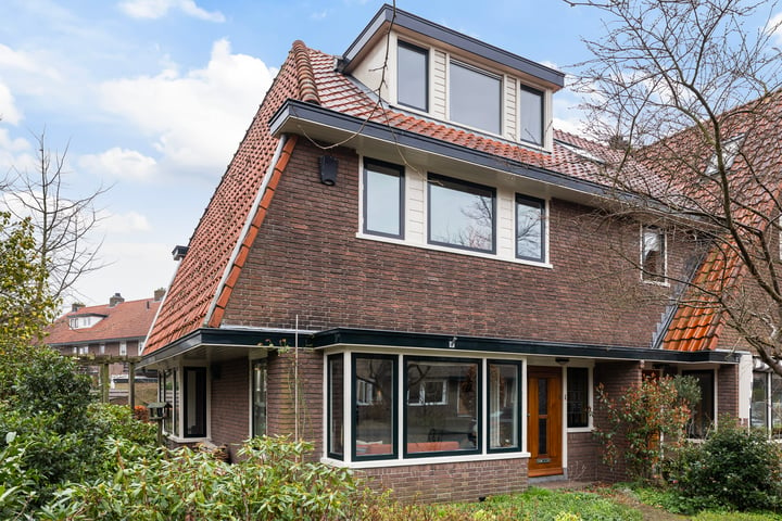 Bekijk foto 1 van Celsiusstraat 34