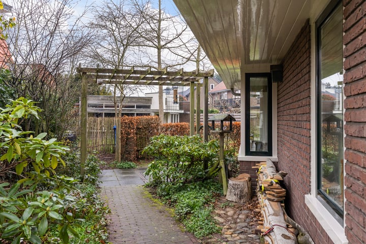 Bekijk foto 30 van Celsiusstraat 34