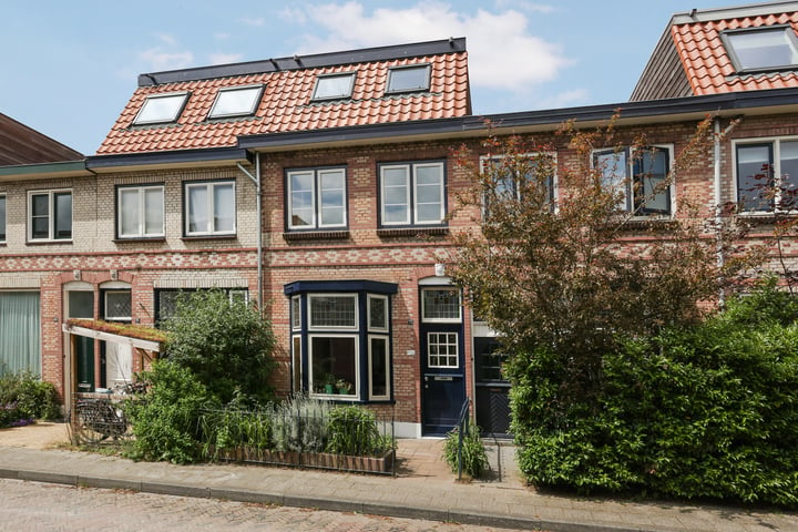 Bekijk foto 41 van Aldegondestraat 72