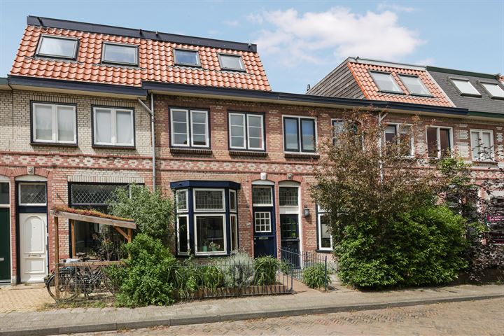 Bekijk foto 43 van Aldegondestraat 72