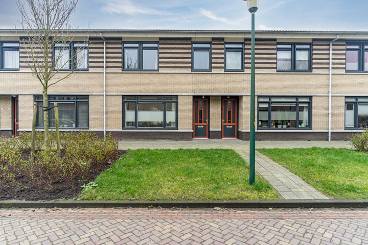 Bekijk foto 1 van Leeuwerikstraat 65