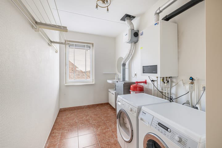 Foto 29 van Langeweg 110-B