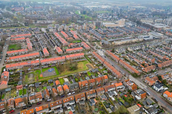 Bekijk foto 35 van Narcissenstraat 14