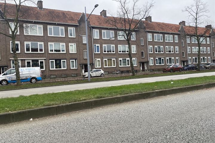 Bekijk foto 1 van Dorpsweg 147-B