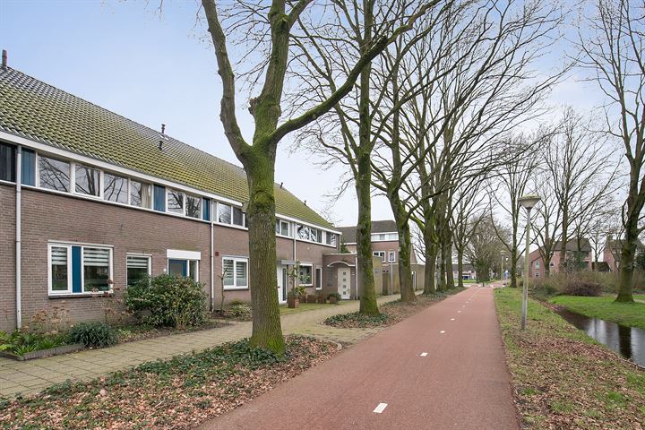 Bekijk foto 33 van Abbevillelaan 8