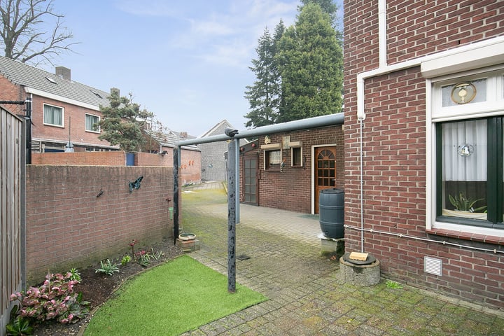 Bekijk foto 32 van Riethstraat 34