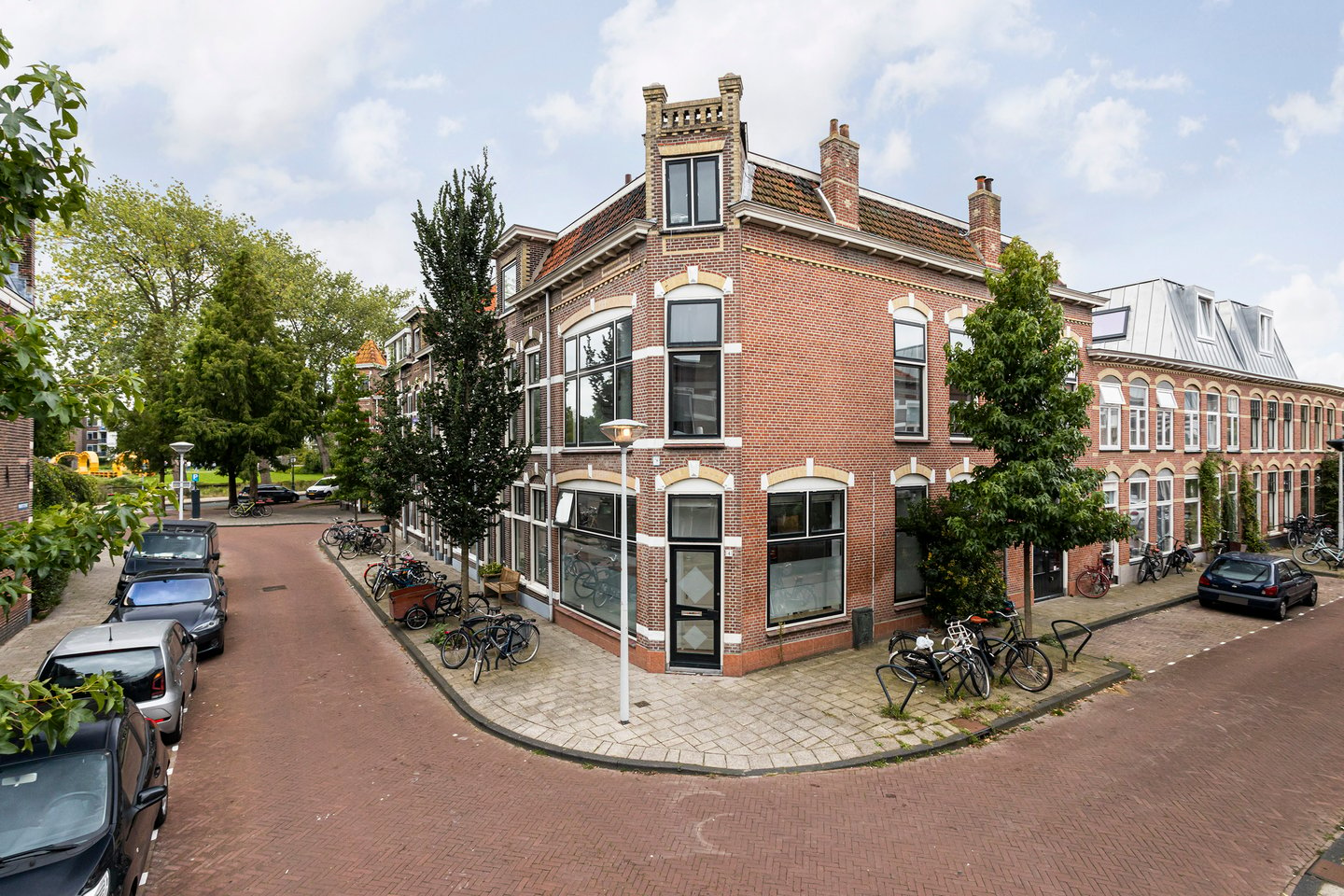 Bekijk foto 1 van Mauritsstraat 4