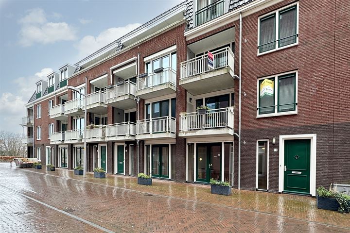 Bekijk foto 1 van Marktstraat 13