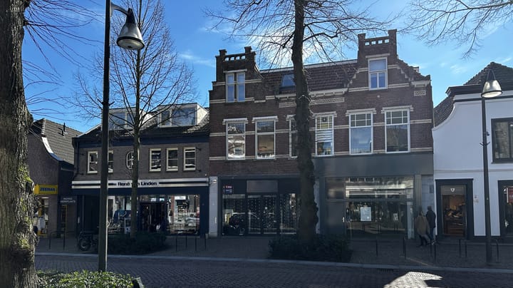 Dorpsstraat 18