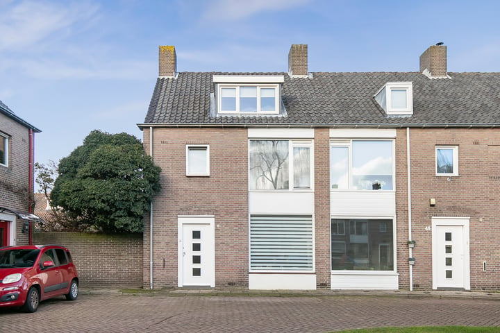 Bekijk foto 1 van Ruusbroecstraat 50