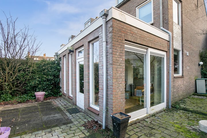 Bekijk foto 37 van Ruusbroecstraat 50