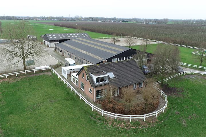 Aalsdijk 10-A, Asch