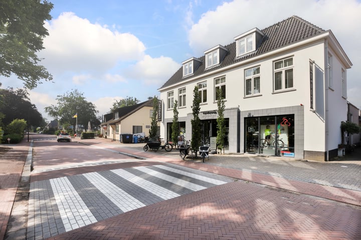 Bekijk foto 40 van Van Tuyllstraat 20